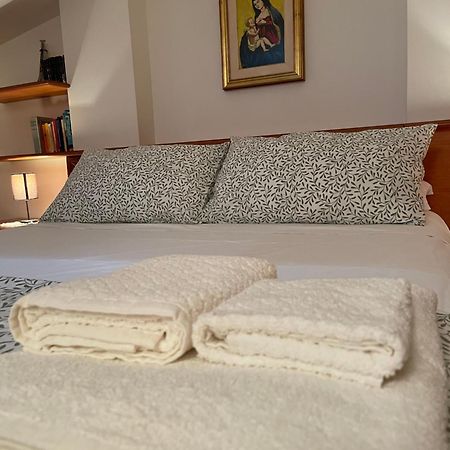 La Casa Nel Cortile Apartment กัสเตลบูโอโน ภายนอก รูปภาพ