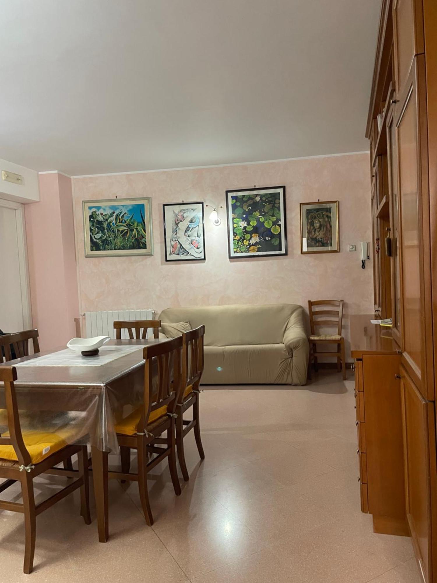 La Casa Nel Cortile Apartment กัสเตลบูโอโน ภายนอก รูปภาพ