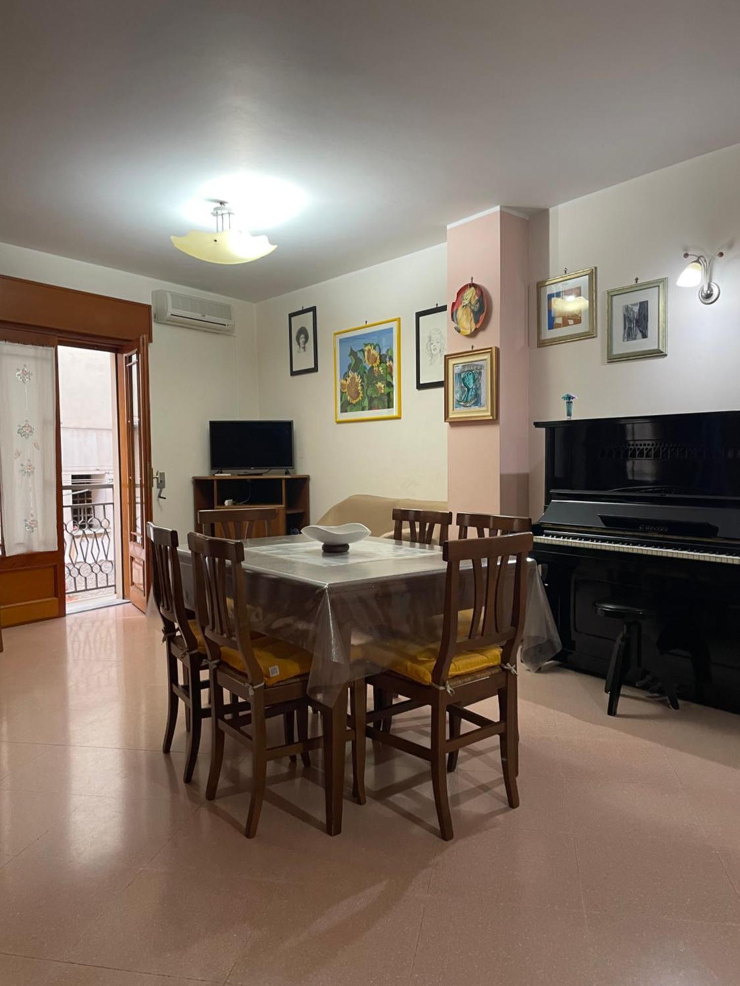 La Casa Nel Cortile Apartment กัสเตลบูโอโน ภายนอก รูปภาพ