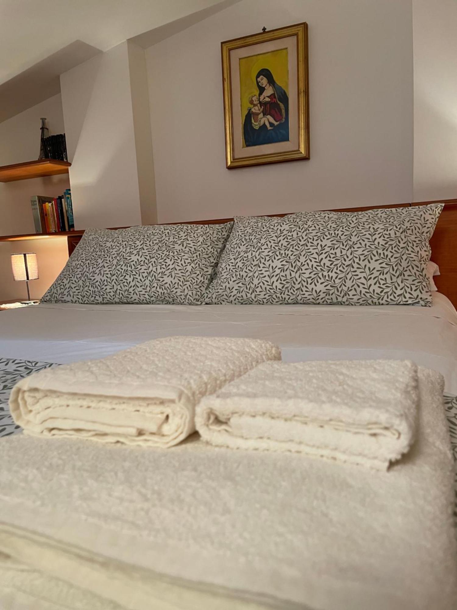 La Casa Nel Cortile Apartment กัสเตลบูโอโน ภายนอก รูปภาพ